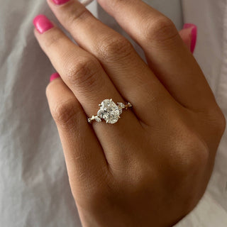 1.50 CT Oval Cut Moissanite Dainty Style Engagement Ring + 0.53 ct oval - E VVS2