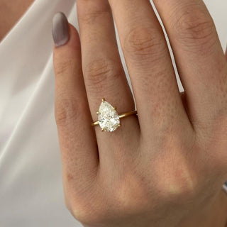 3.0 CT Pear Cut Moissanite Solitaire Style Engagement Ring