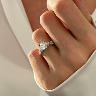 2.0 CT Round Brilliant Cut Moissanite Cluster Style Engagement Ring