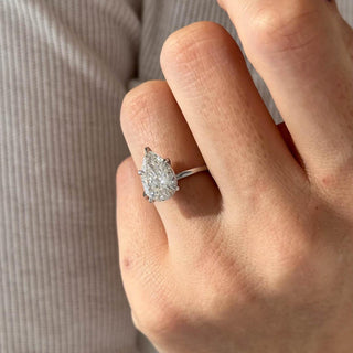 3.0 CT Pear Cut Moissanite Solitaire Style Engagement Ring