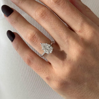 3.0 CT Pear Cut Moissanite Solitaire Style Engagement Ring