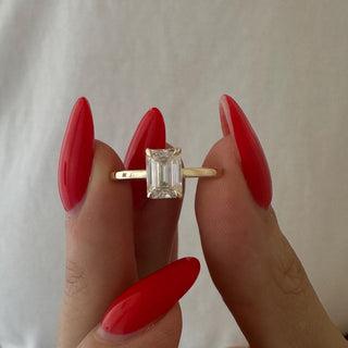 1.0 CT Emerald Cut Moissanite Solitaire Style Engagement Ring