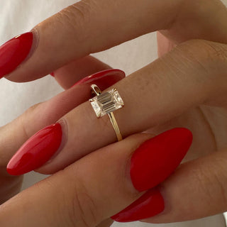 1.0 CT Emerald Cut Moissanite Solitaire Style Engagement Ring