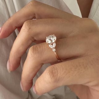 2.0 CT Round Brilliant Cut Moissanite Cluster Style Engagement Ring