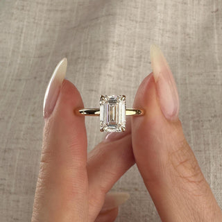 2.0 CT Emerald Cut Moissanite Solitaire Style Engagement Ring