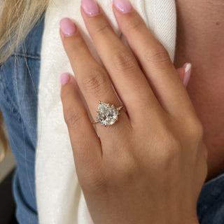 3.0 CT Pear Cut Moissanite Cluster Engagement Ring