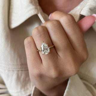 3.0 CT Pear Cut Moissanite Solitaire Engagement Ring