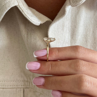 3.0 CT Pear Cut Moissanite Solitaire Engagement Ring