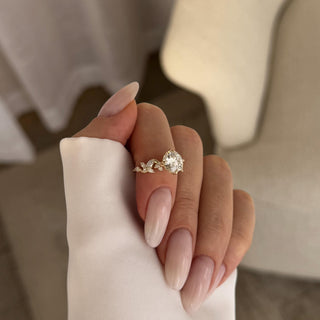 2.0 CT Round Cut Moissanite Cluster Style Engagement Ring