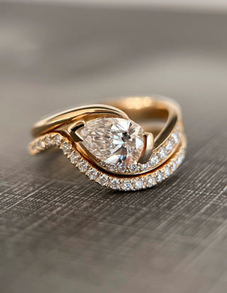 1.0- 2.0 CT Pear Cut Lab Grown Diamond Pave Style Bridal Set