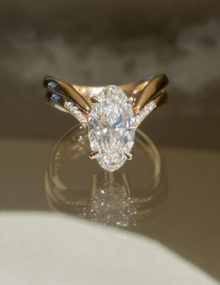 1.0 - 3.0 CT Moval Shaped Lab Grown Diamond Solitaire Bridal Ring Set