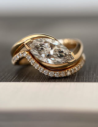 1.0 - 2.0 CT Marquise Cut Lab Grown Diamond Solitaire Bridal Set