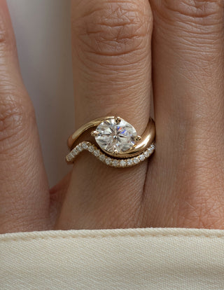 1.0 -1.50 CT Oval Cut Lab Grown Diamond Solitaire Engagement Ring