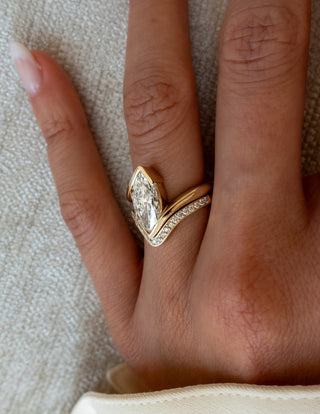 1.0 - 2.0 CT Marquise Shaped Lab Grown Diamond Solitaire Style Bridal Set