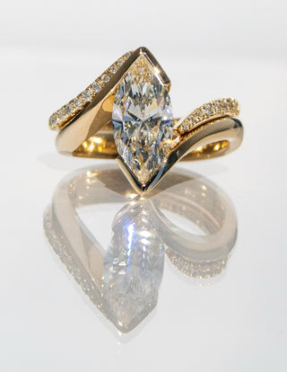 1.0 - 2.0 CT Marquise Shaped Lab Grown Diamond Solitaire Style Bridal Set