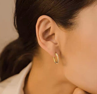 0.25 TCW Round Moissanite Diamond Crystal Hoop Earring