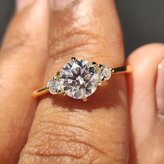 0.5 - 1.5 CT Round Cut Moissanite Three Stone Engagement Ring