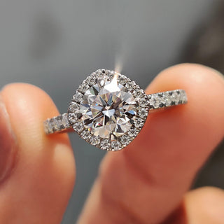 1.0 - 2.0 CT Round Cut Moissanite Halo Engagement Ring