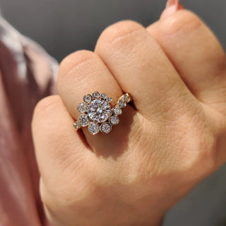 1.0 - 2.0 CT Round Cut Moissanite Halo Engagement Ring