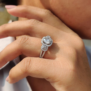 1.0 - 2.0 CT Round Cut Moissanite Three Stone Engagement Ring