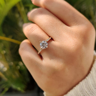 0.5 - 1.5 CT Round Cut Moissanite Engagement Ring