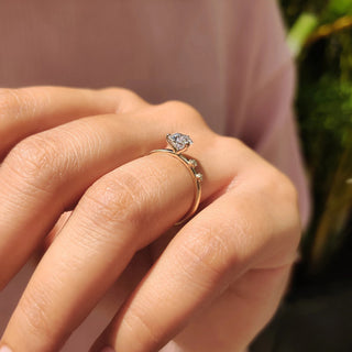 0.5 - 1.5 CT Round Cut Moissanite Three Stone Engagement Ring