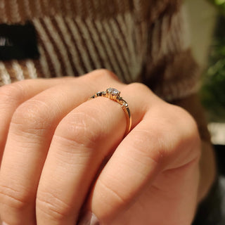 0.5 - 1.5 CT Round Cut Moissanite Five Stone Engagement Ring