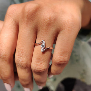 1 TWC Round & Pear Cut Moissanite Engagement Ring