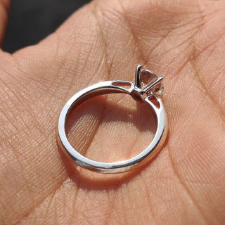 1.0 - 2.0 CT Round Cut Moissanite Engagement Ring