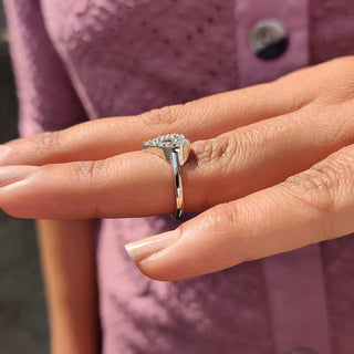 0.5 TWC Round Cut Moissanite HeartShape Engagement Ring