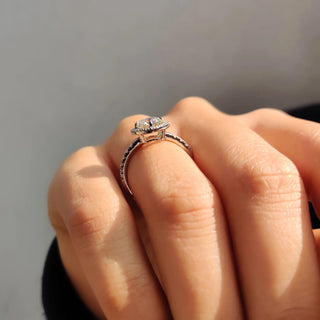 1.0 - 2.0 CT Round Cut Moissanite Halo Engagement Ring