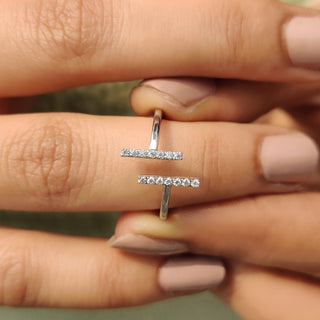 0.3 TWC Round Cut Moissanite Engagement Ring