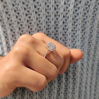 1.0 - 2.0 CT Round Cut Moissanite Halo Engagement Ring