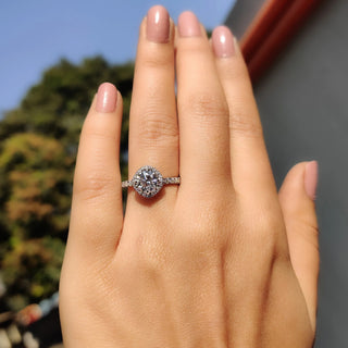 1.0 - 2.0 CT Round Cut Moissanite Halo Engagement Ring