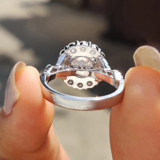 1.0 - 2.0 CT Round Cut Moissanite Engagement Ring