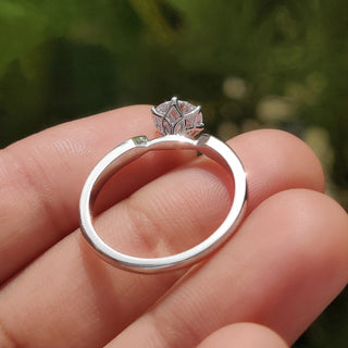 0.80-1.50 CT Round Cut Moissanite Solitaire Engagement Ring