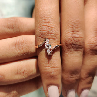 1 TWC Round & Pear Cut Moissanite Engagement Ring