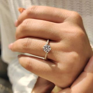 0.5 - 1.5 CT Round Cut Moissanite Engagement Ring