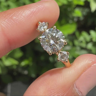 0.5 - 1.5 CT Round Cut Moissanite Hidden Halo Engagement Ring