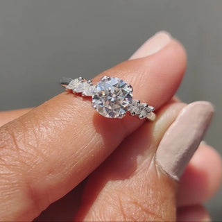 1.0 - 2.0 CT Round Cut Moissanite Cluster Engagement Ring