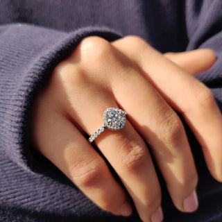 1.0 - 2.0 CT Round Cut Moissanite Halo Engagement Ring