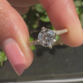 0.5 - 1.5 CT Round Cut Moissanite Engagement Ring