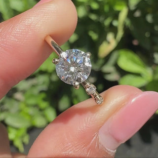 0.5 - 1.5 CT Round Cut Moissanite Three Stone Engagement Ring