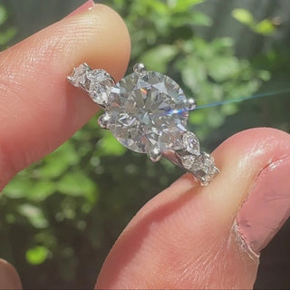 1.0-2.0 CT Round Cut Moissanite Pave Engagement Ring