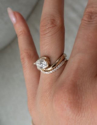 1.0 - 2.0 CT Pear Cut Lab Grown Diamond Solitaire Bridal Ring Set