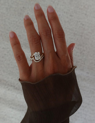 1.5 - 3.5 CT Elongated Cushion Shaped Lab Grown Diamond Soliatire Style Engagement Ring