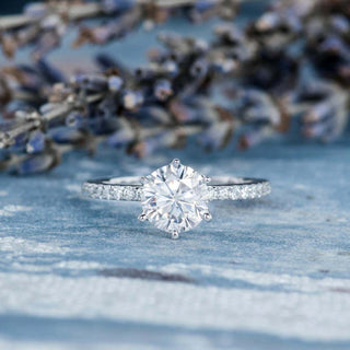 1.0CT Round Brilliant Cut Halo Moissanite Diamond Engagement Ring