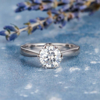 1.0CT Round Brilliant Cut Solitaire Moissanite Diamond Engagement Ring
