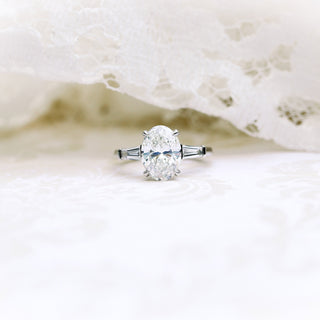 2.25CT Oval Moissanite 3 Stones Engagement Ring