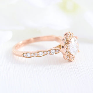 1.0CT Vintage Floral Round Cut Diamond Moissanite Halo Engagement Ring